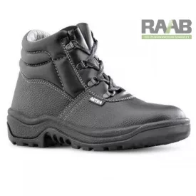 46-os méretű Araukan fekete bakancs S1