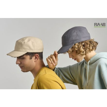 Tank S újrahasznosított katonai sapka