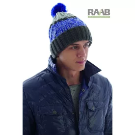 Cool Pompomos kötött sapka 