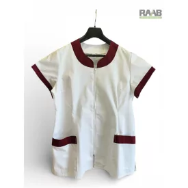   42-es méretű Dóra fehér köpeny cippzáras, bordó szegéllyel 