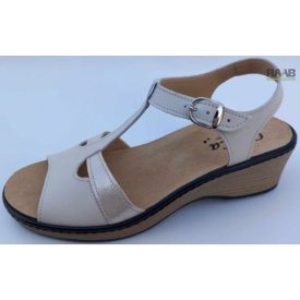 36-os méretű Kényelmi szandál-fehér