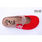 Filc anyagból készült szobapapucs