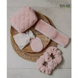 Arcápoló készlet táskával több színben